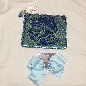 Frozen 2 pencil case and 1pc bow clip